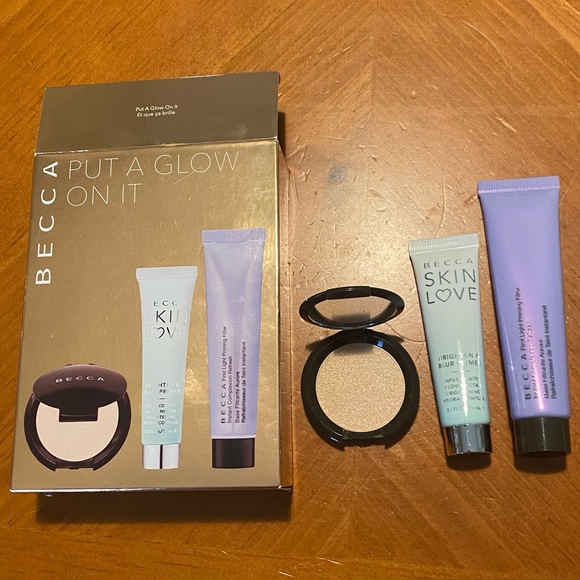 BECCA Put A Glow On It Kit - Picture 4 of 16